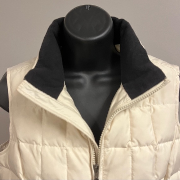 Eddie Bauer Down Vest - Picture 9 of 11